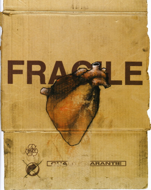 useful surfaces Fragile heart - from Fabriqué En France
